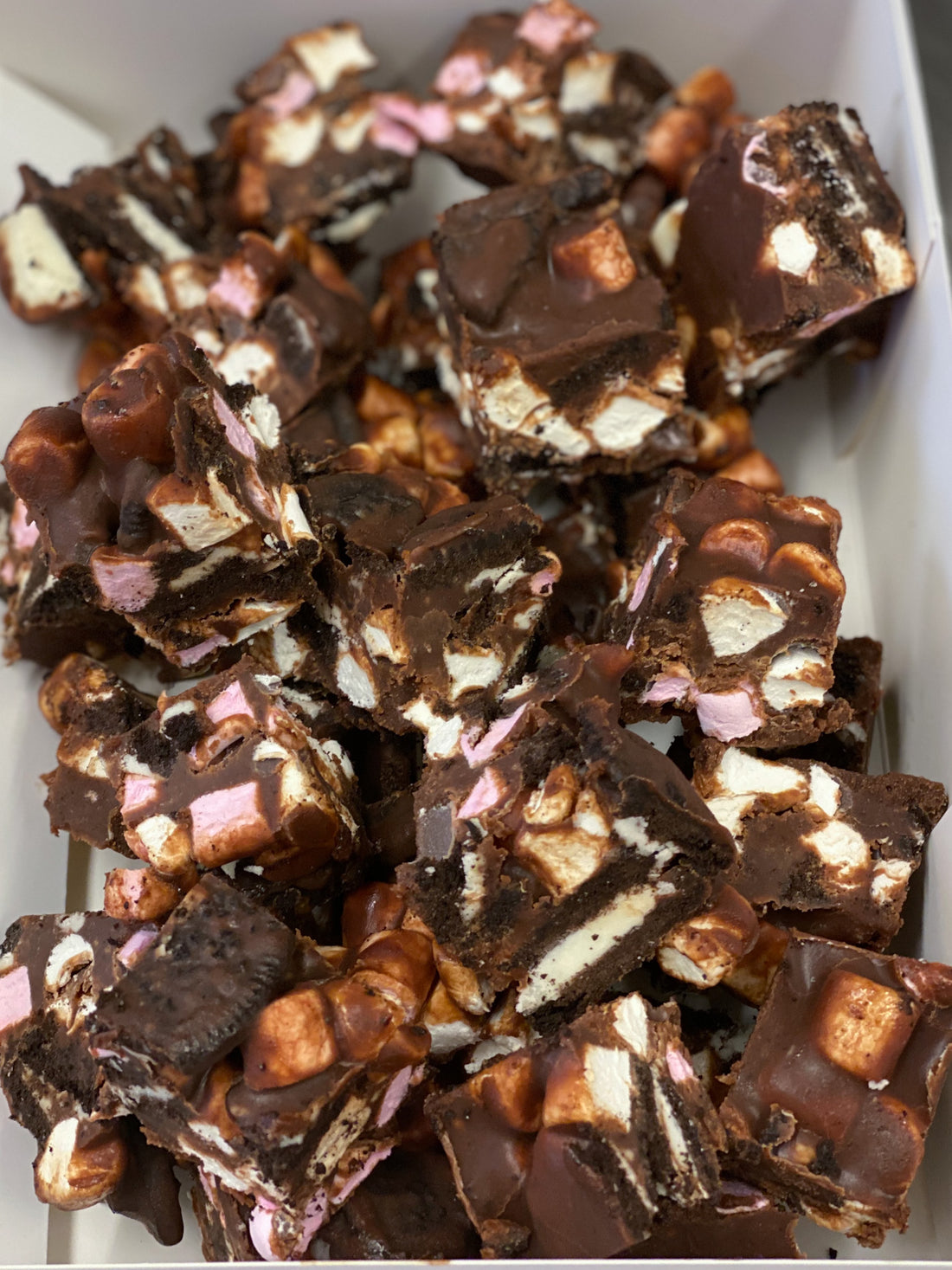  Rocky Road - Mollies Cupcakes
